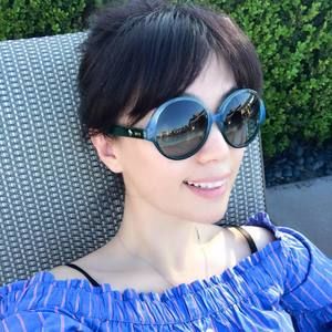 Meet your Posher, Pam